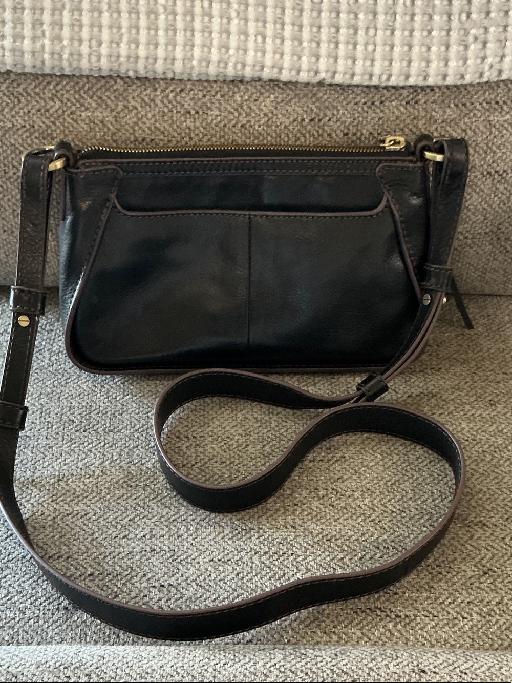 HOBO Glazed Leather Convertible Crossbody Bag - Black